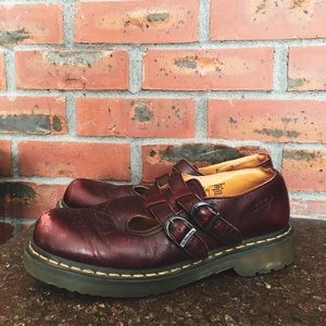 *vintage* doc martens (circa 1990s)